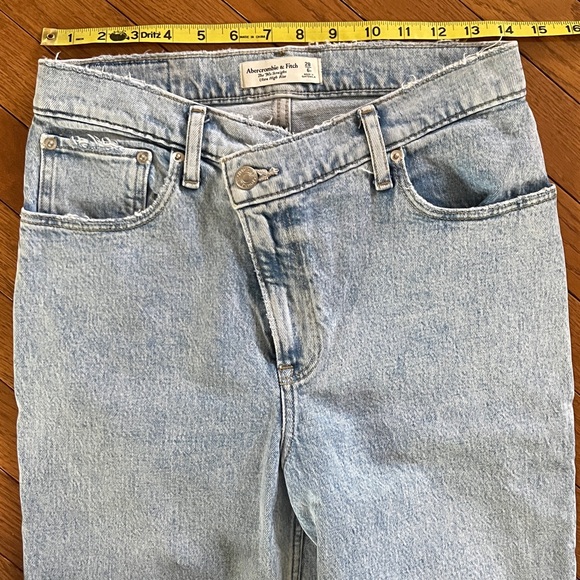 Abercrombie & Fitch The 90s Straight Ultra High Rise 28 / 6R - Picture 5 of 16